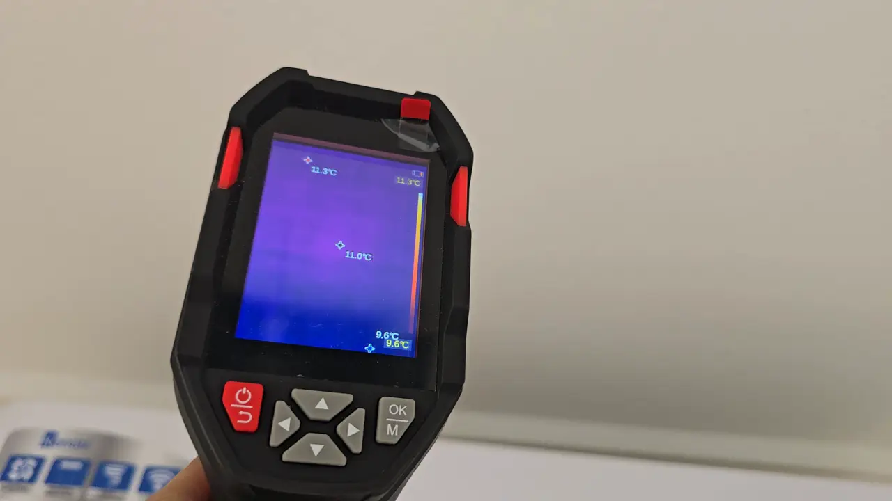 Medición con cámara térmica de la temperatura de salida del aire